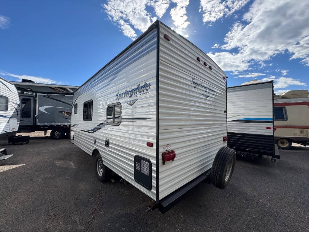 2019 Keystone RV 2019 Keystone RV Springdale Mini - thumbnail 3