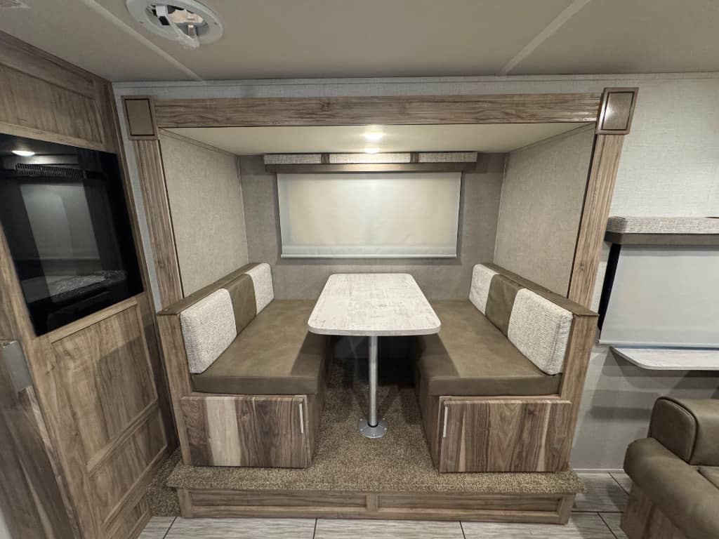 2021 Palomino 2021 Palomino Revolve - thumbnail 6