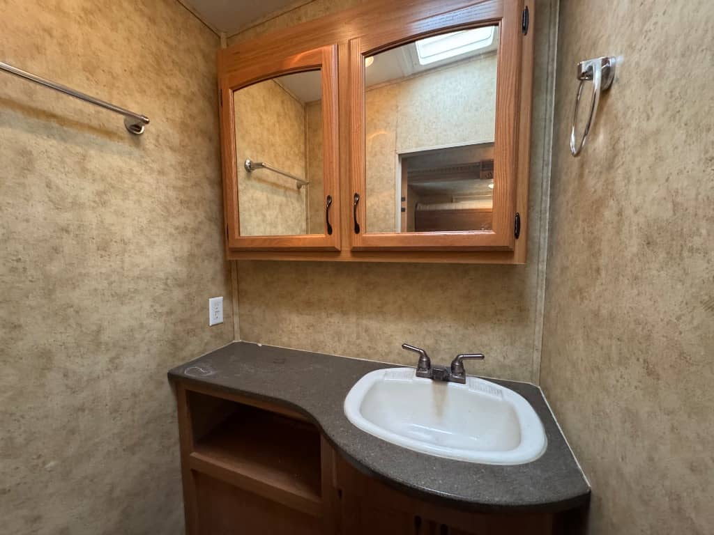 2009 Keystone RV 2009 Keystone RV Laredo - thumbnail 12