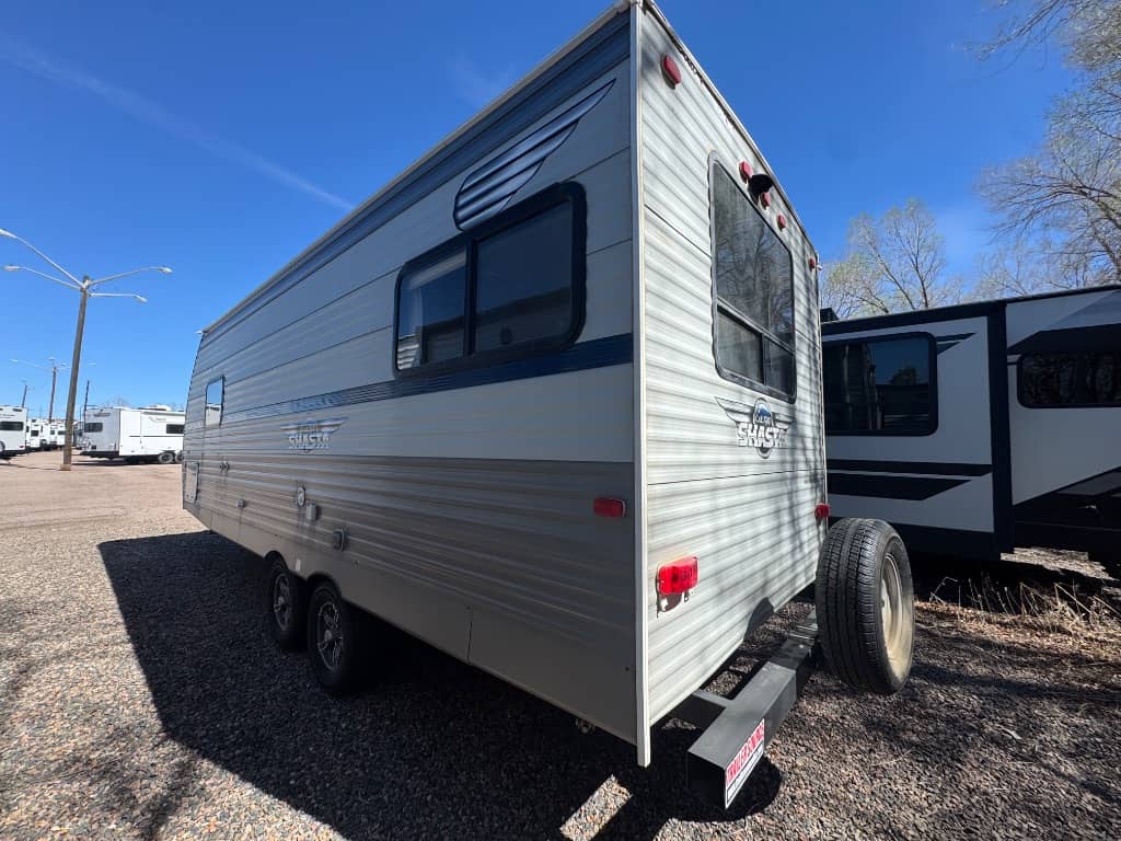 2020 Forest River 2020 Forest River Shasta - thumbnail 3