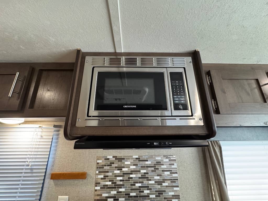 2020 Forest River 2020 Forest River Shasta - thumbnail 12