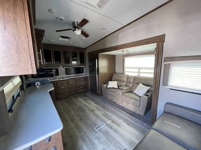 2021 Forest River 2021 Forest River Flagstaff - thumbnail 4