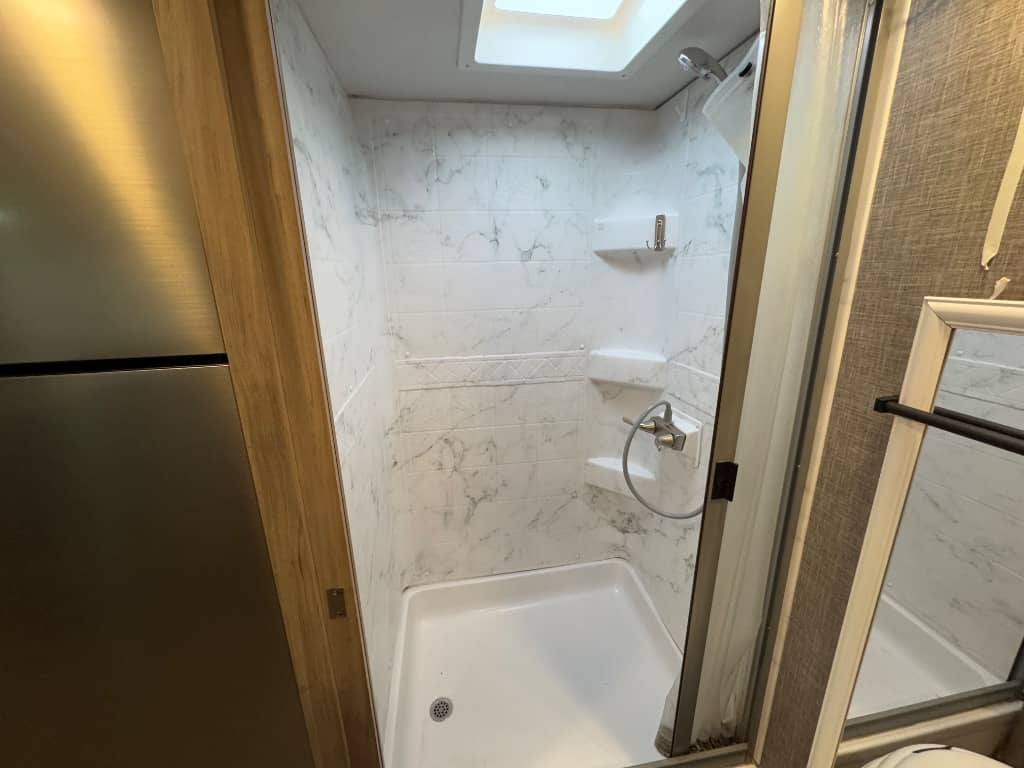 2021 Winnebago 2021 Winnebago Micro Minnie - thumbnail 9