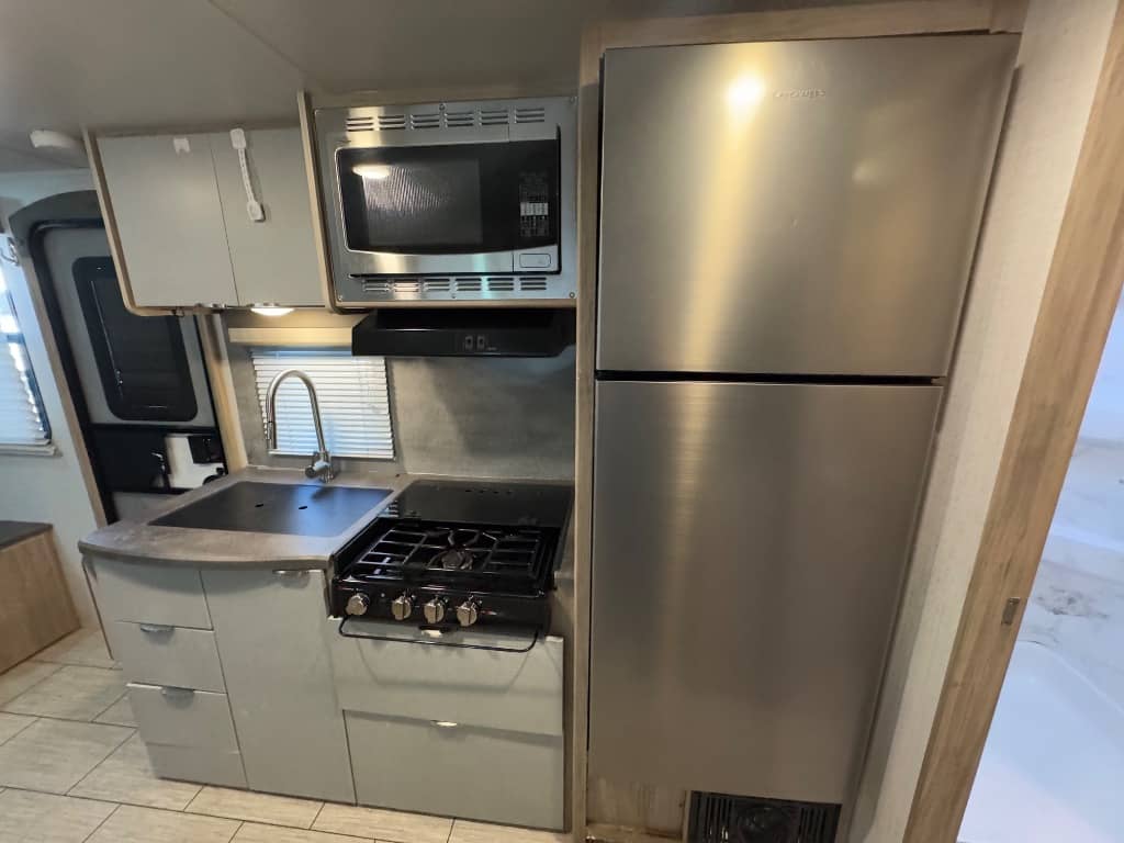 2021 Winnebago 2021 Winnebago Micro Minnie - thumbnail 12