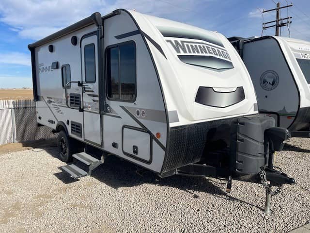 2021 Winnebago 2021 Winnebago Micro Minnie - thumbnail 1