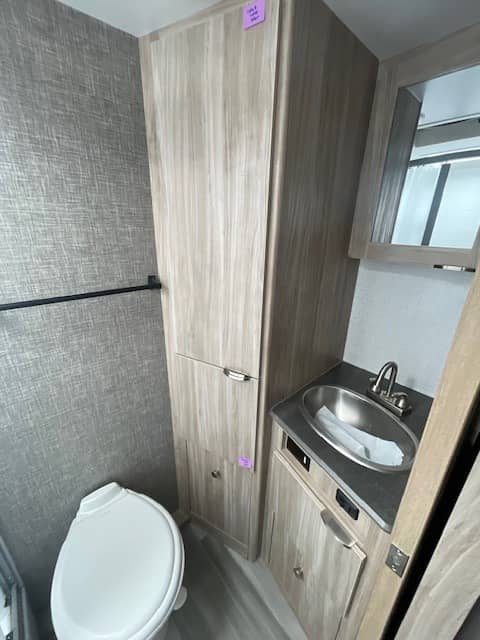 2021 Winnebago 2021 Winnebago Micro Minnie - thumbnail 6