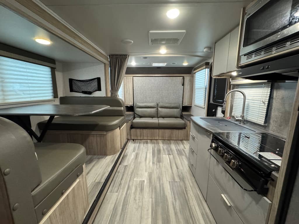 2021 Winnebago 2021 Winnebago Micro Minnie - thumbnail 16