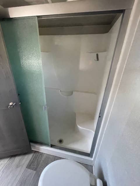 2021 Keystone RV 2021 Keystone RV Montana - thumbnail 8