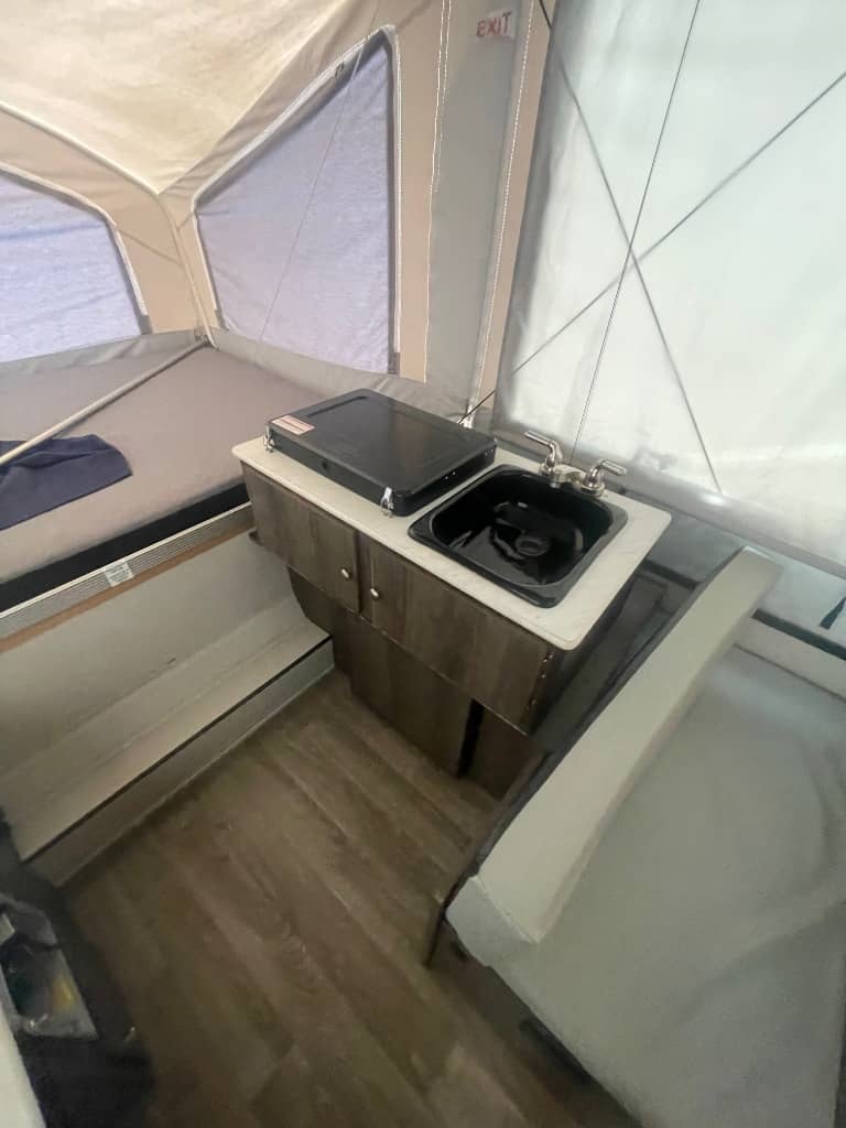 2021 Coachmen 2021 Coachmen Clipper - thumbnail 6