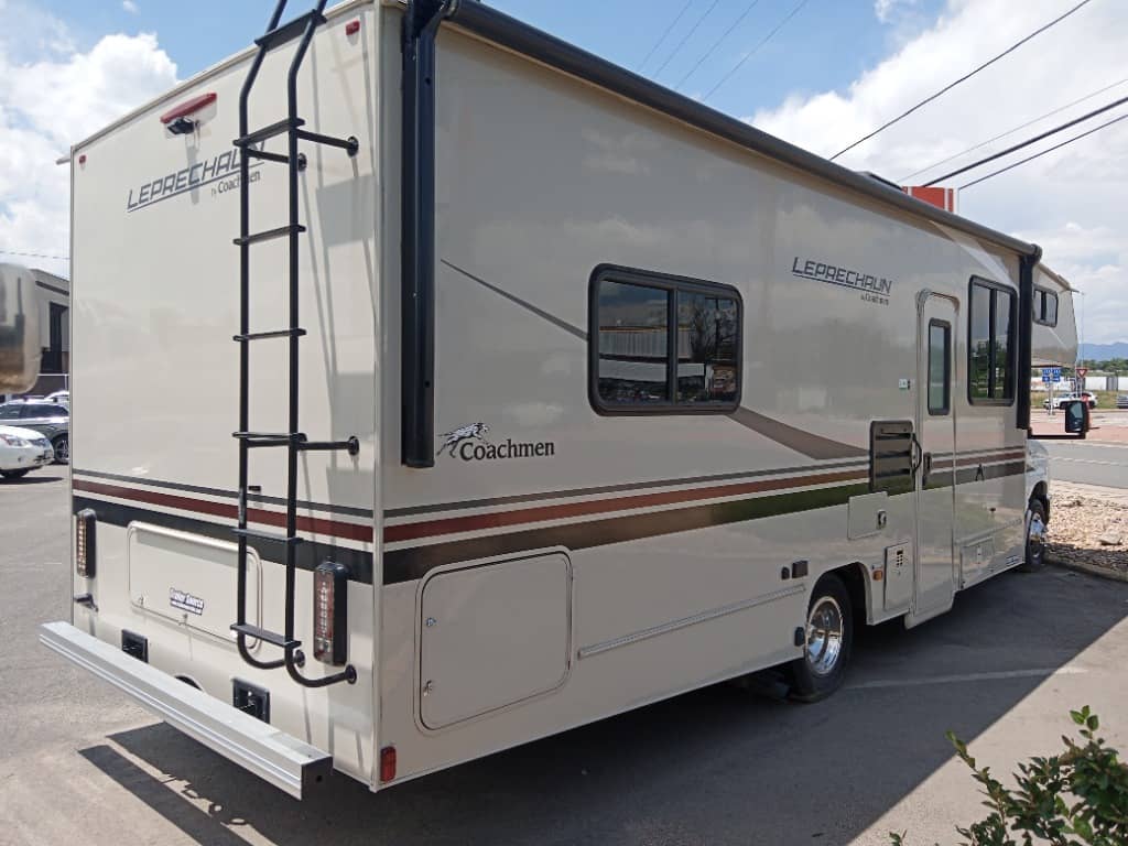 2022 Coachmen 2022 Coachmen Leprechaun - thumbnail 5