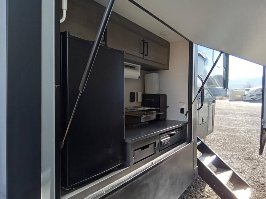 2021 Keystone RV 2021 Keystone RV Raptor - thumbnail 6