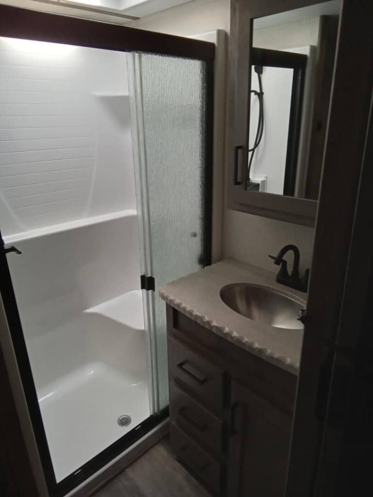 2021 Keystone RV 2021 Keystone RV Raptor - thumbnail 11