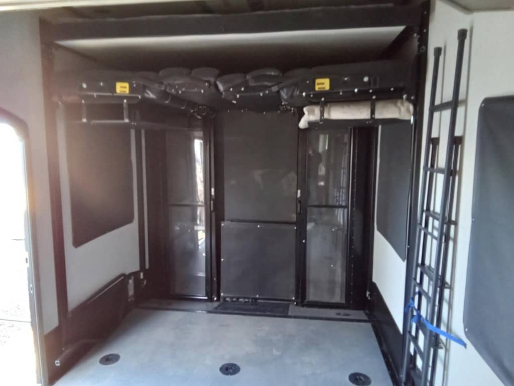 2021 Keystone RV 2021 Keystone RV Raptor - thumbnail 17