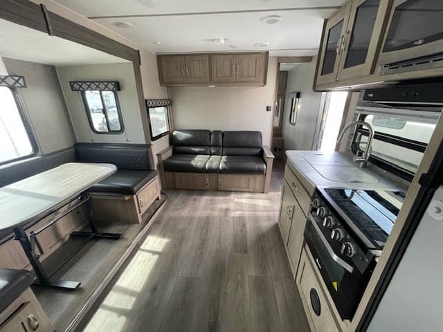 2021 Coachmen 2021 Coachmen Freedom Express Ultra Lite - thumbnail 11