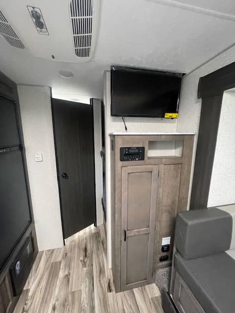 2022 Venture RV 2022 Venture RV Sonic - thumbnail 7