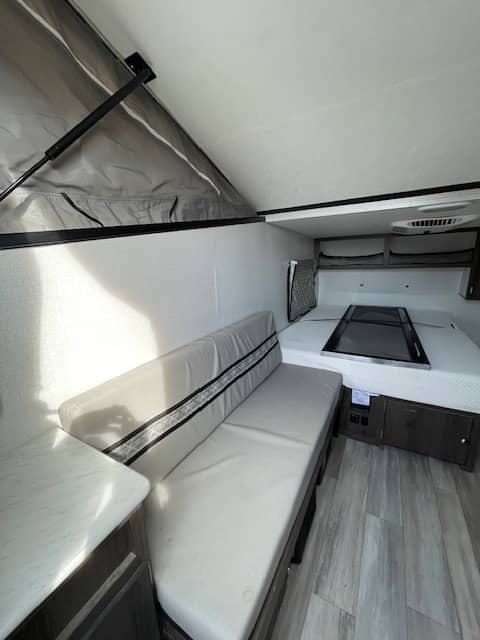 2022 Coachmen 2022 Coachmen V-Trec - thumbnail 5