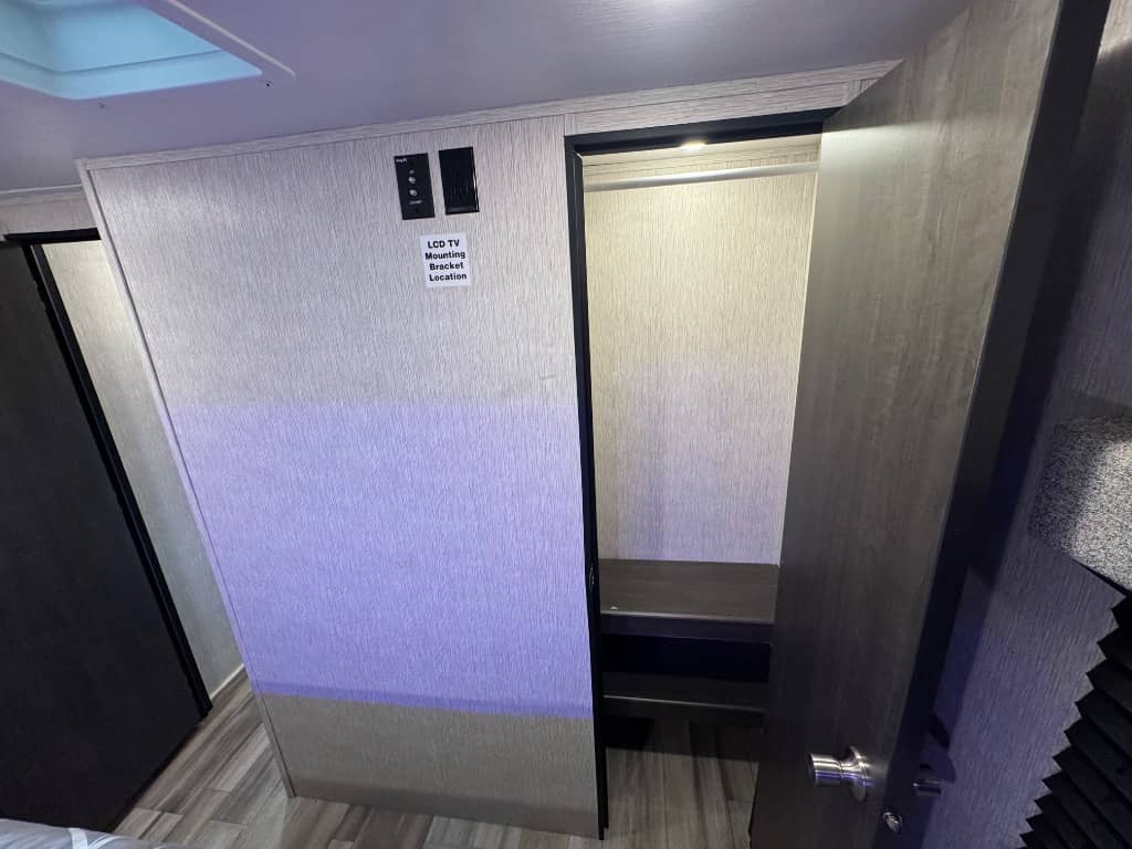 2022 CrossRoads 2022 CrossRoads Cruiser Aire - thumbnail 22