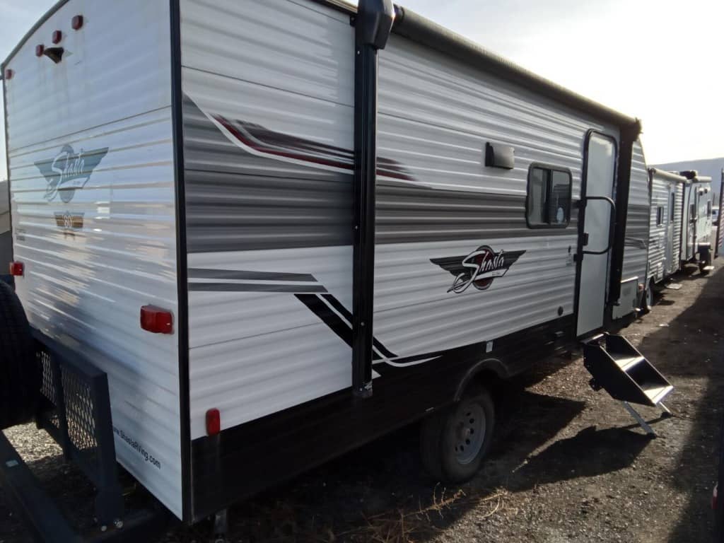 2022 Forest River 2022 Forest River Shasta - thumbnail 2