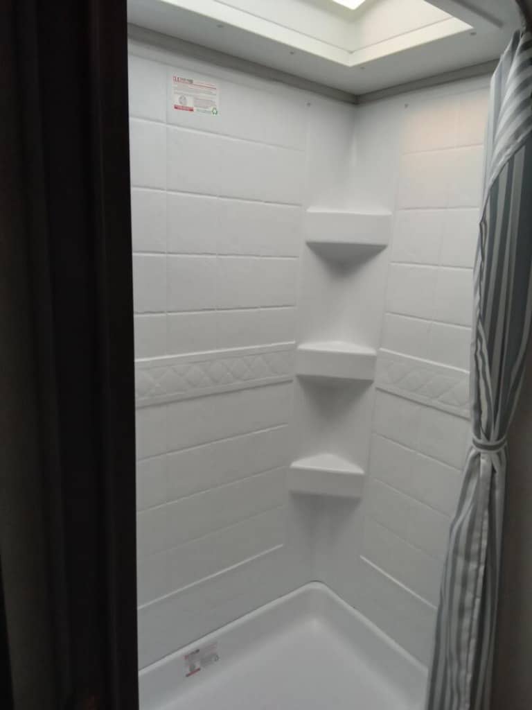 2022 Forest River 2022 Forest River Shasta - thumbnail 10