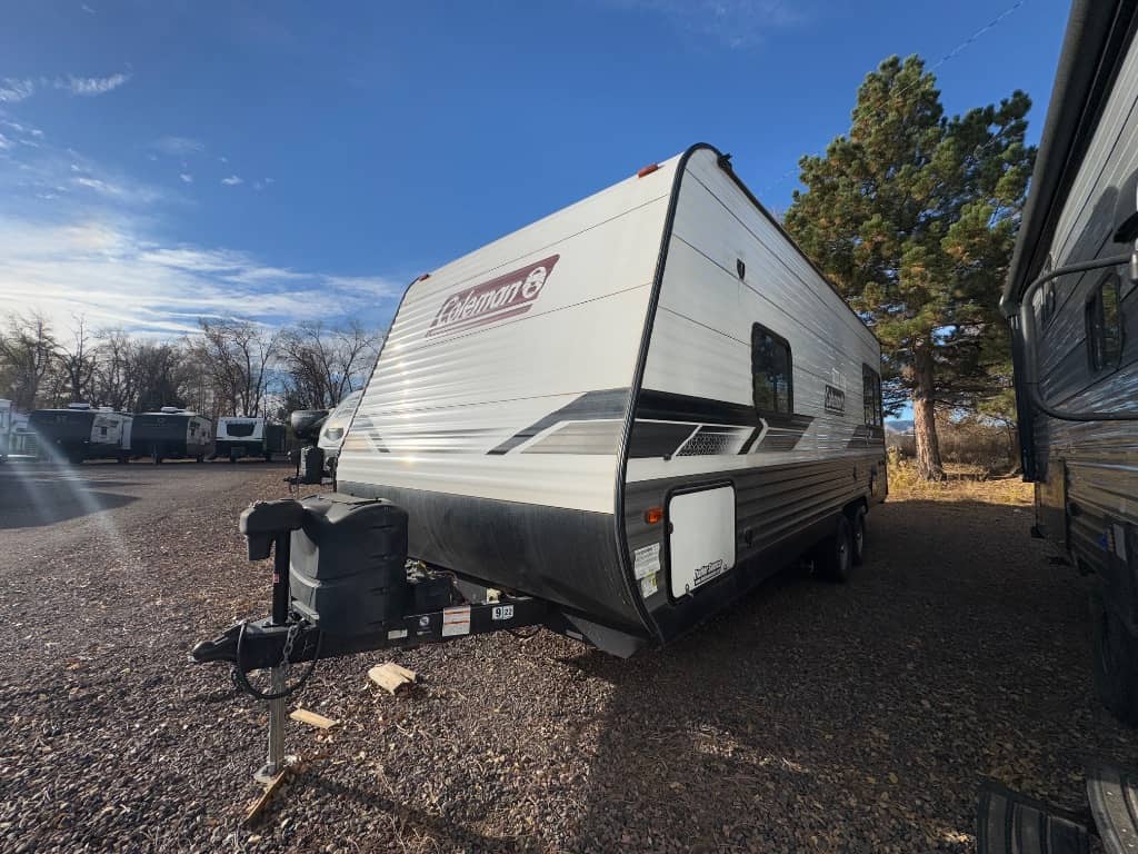 2022 Dutchmen 2022 Dutchmen Coleman Lantern LT Series - thumbnail 2