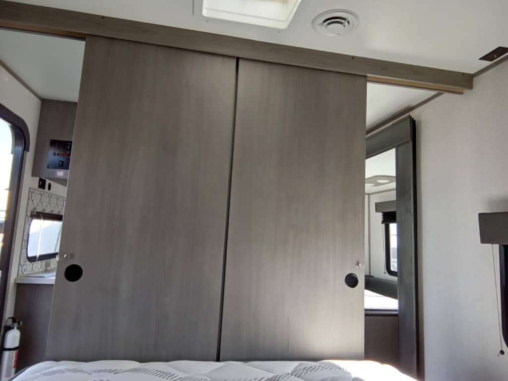 2022 Dutchmen 2022 Dutchmen Coleman Lantern - thumbnail 7