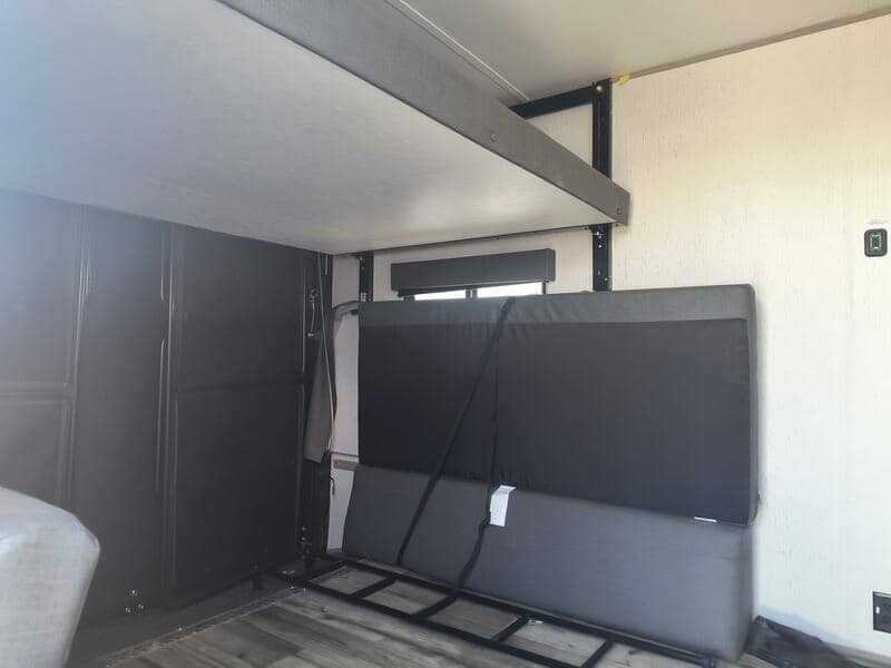 2022 Dutchmen 2022 Dutchmen Coleman Lantern - thumbnail 18