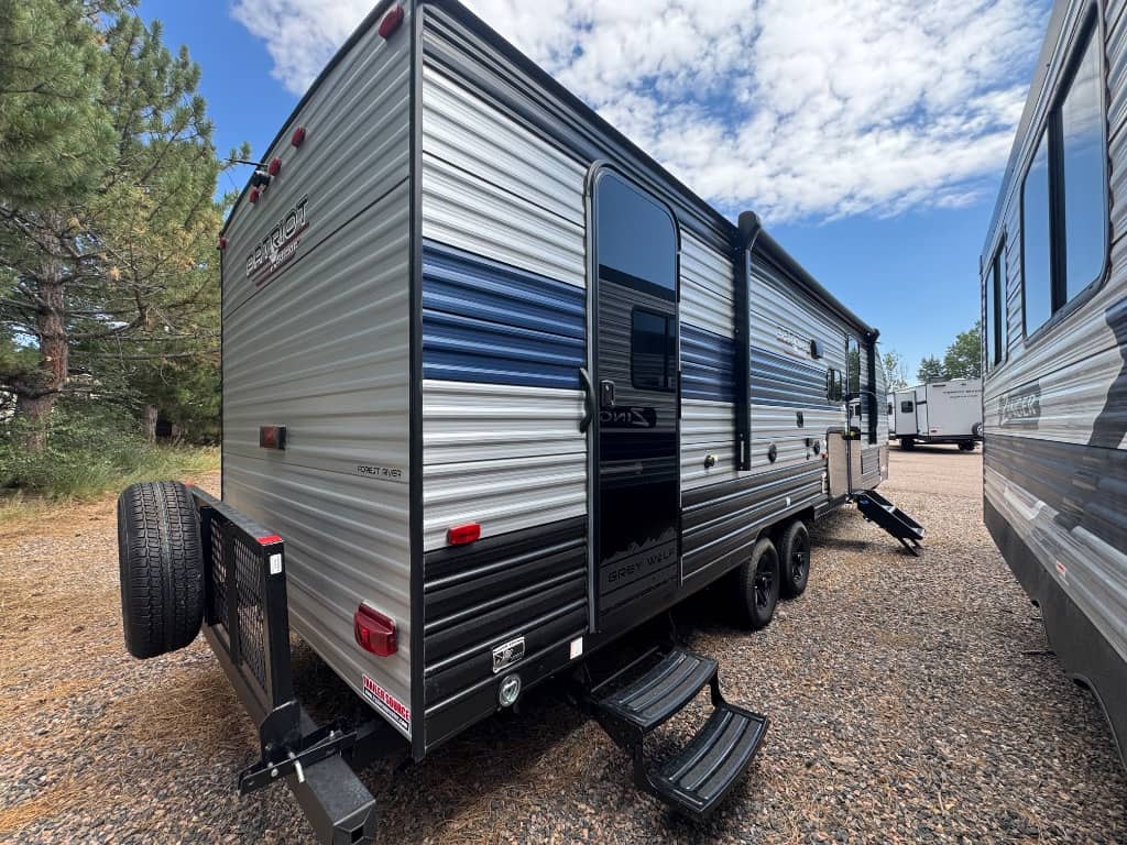 2022 Forest River 2022 Forest River Cherokee Grey Wolf Patriot Edition - thumbnail 5