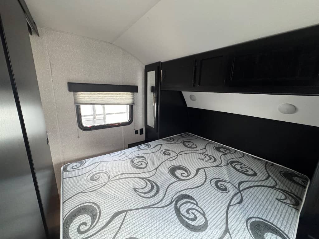 2022 Forest River 2022 Forest River Cherokee Grey Wolf Patriot Edition - thumbnail 22