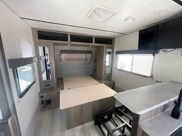 2022 Forest River 2022 Forest River Surveyor Legend - thumbnail 6