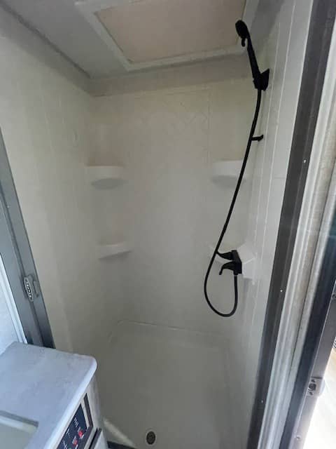 2022 Forest River 2022 Forest River Surveyor Legend - thumbnail 10