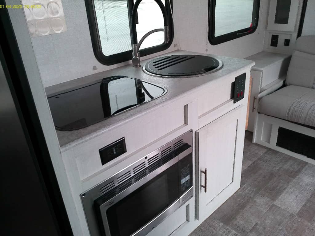 2022 Forest River 2022 Forest River R-Pod - thumbnail 8