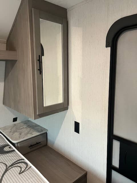 2022 Dutchmen 2022 Dutchmen Coleman - thumbnail 13