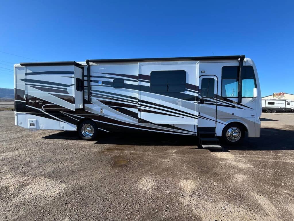 2024 Newmar 2024 Newmar Bay Star - thumbnail 4