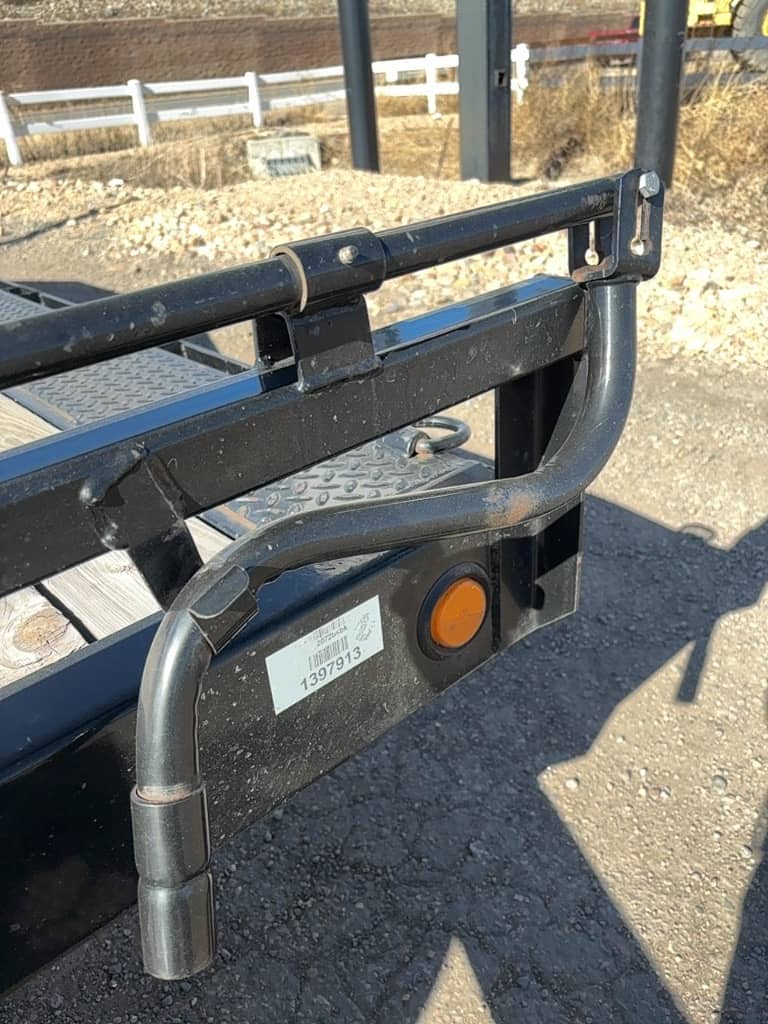 2023 PJ Trailers 2023 PJ Trailers 6" Channel Super-Wide - thumbnail 8