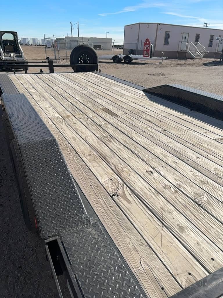 2023 PJ Trailers 2023 PJ Trailers 6" Channel Super-Wide - thumbnail 12