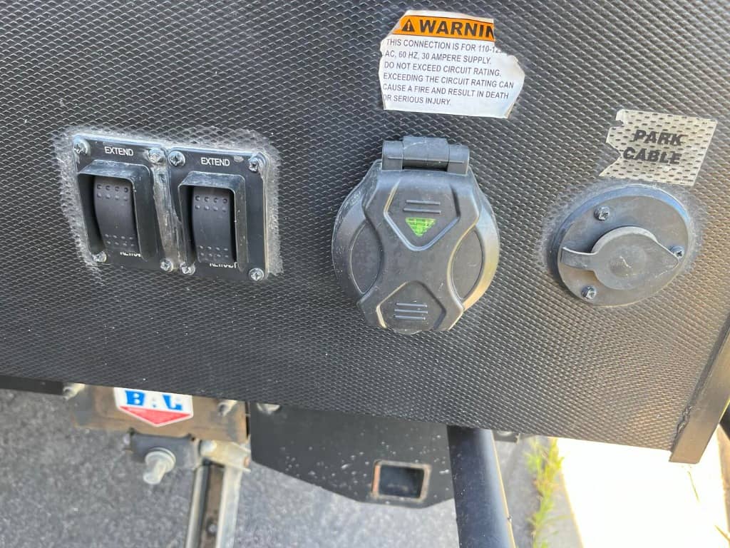 2023 Winnebago 2023 Winnebago Hike 100 FLX - thumbnail 6