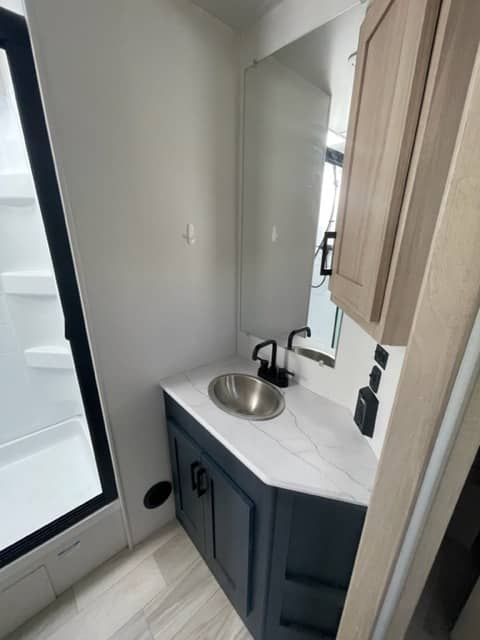 2023 Winnebago 2023 Winnebago Voyage - thumbnail 8