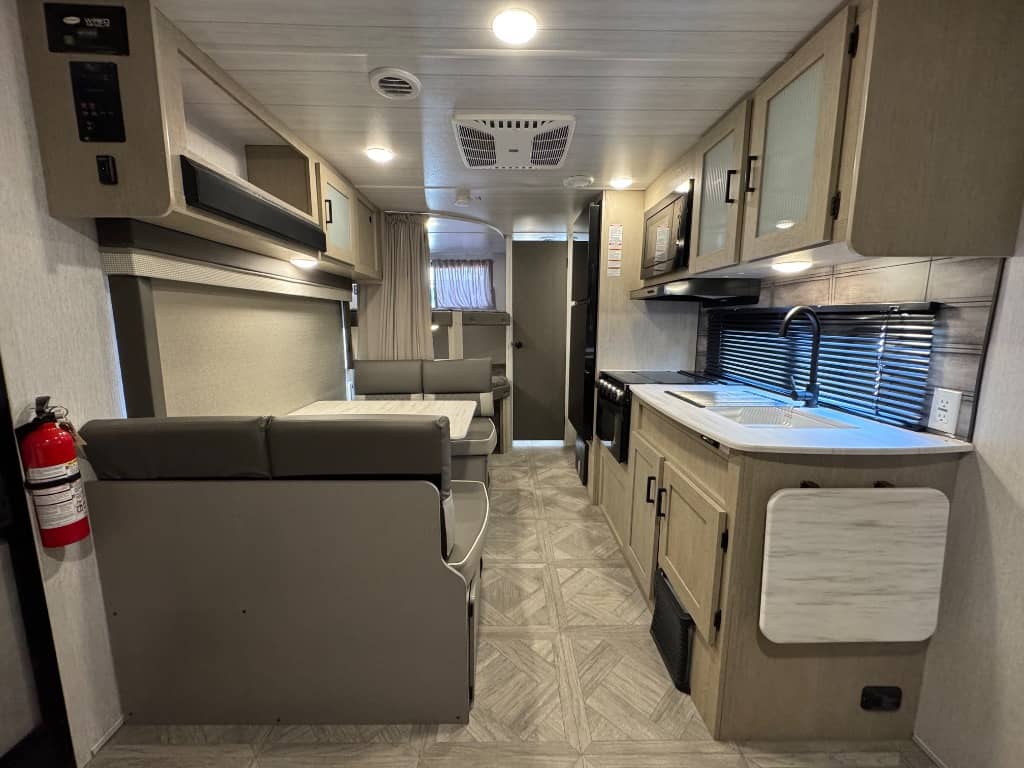 2023 Forest River 2023 Forest River Salem Cruise Lite - thumbnail 6