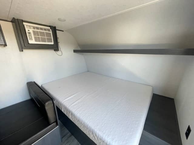 2023 Dutchmen 2023 Dutchmen Aspen Trail - thumbnail 3