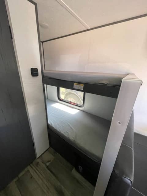 2023 Dutchmen 2023 Dutchmen Aspen Trail - thumbnail 6