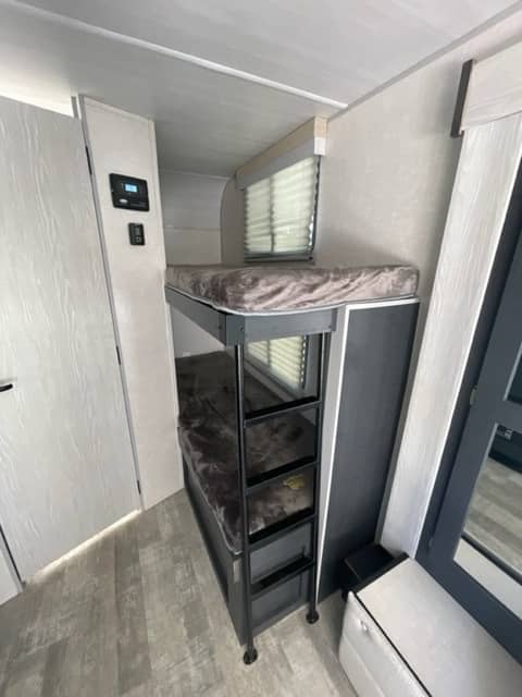 2023 Forest River 2023 Forest River R-Pod - thumbnail 8