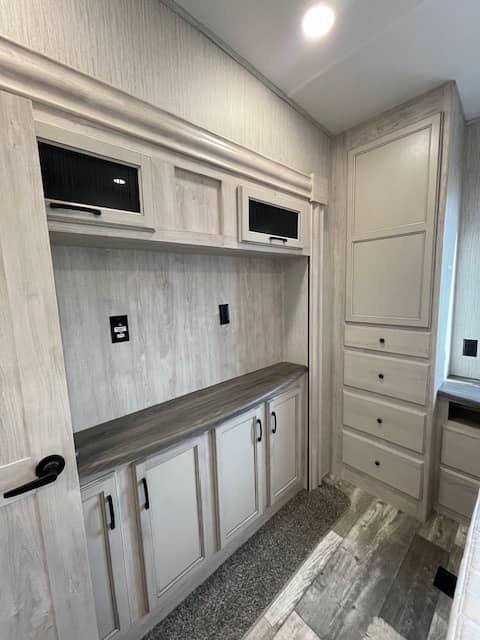 2023 Forest River 2023 Forest River Sierra - thumbnail 14