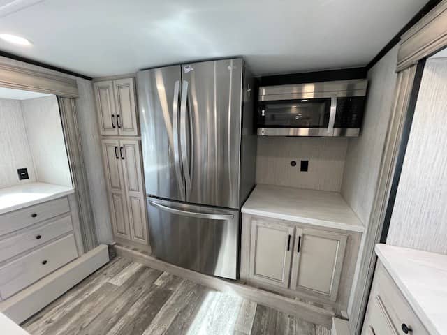 2023 Forest River 2023 Forest River Sierra - thumbnail 18