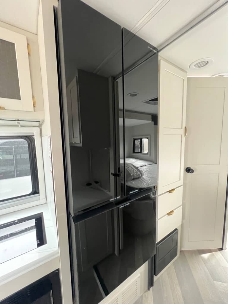 2025 Coachmen 2025 Coachmen Prism Select - thumbnail 16