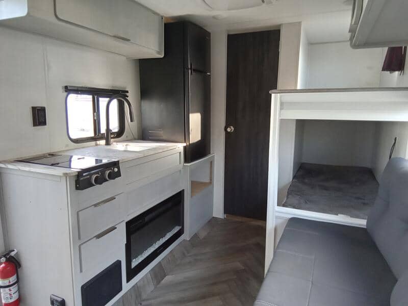 2023 Forest River 2023 Forest River Salem - thumbnail 8