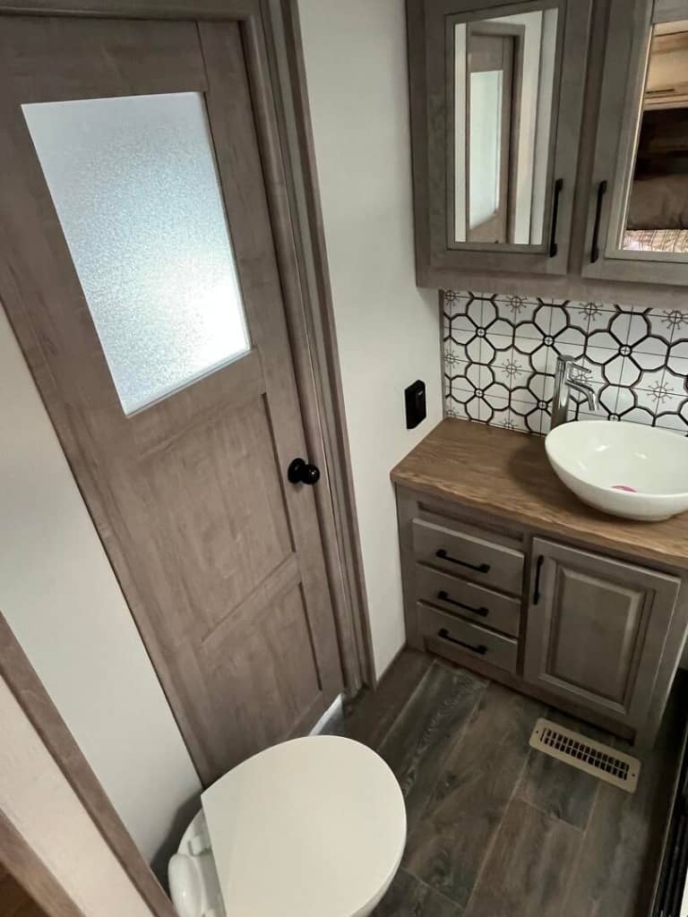 2023 Dutchmen 2023 Dutchmen Triton - thumbnail 15