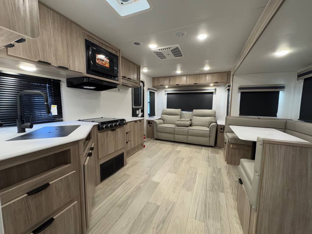 2024 Winnebago 2024 Winnebago Access - thumbnail 18