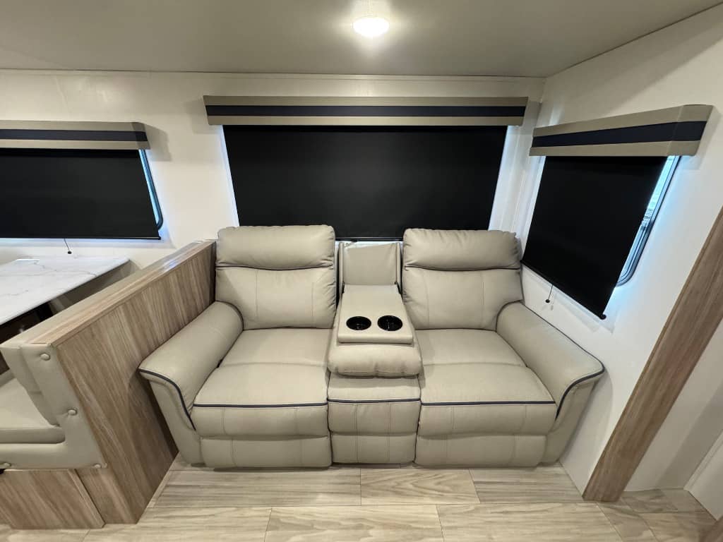 2024 Winnebago 2024 Winnebago Access - thumbnail 10