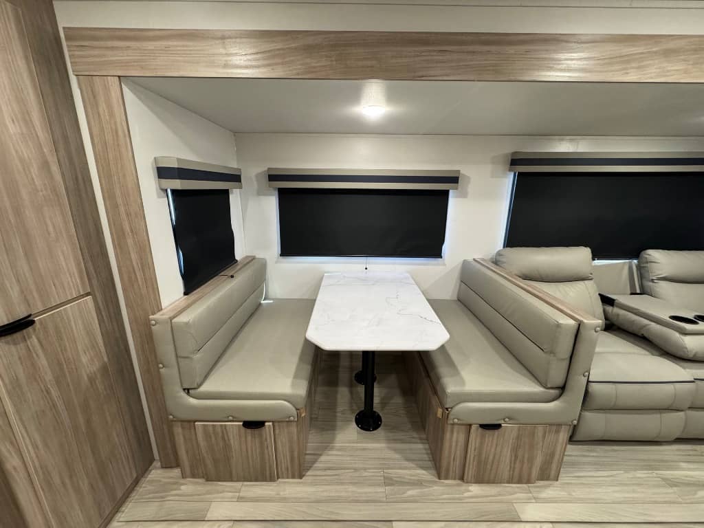 2024 Winnebago 2024 Winnebago Access - thumbnail 11