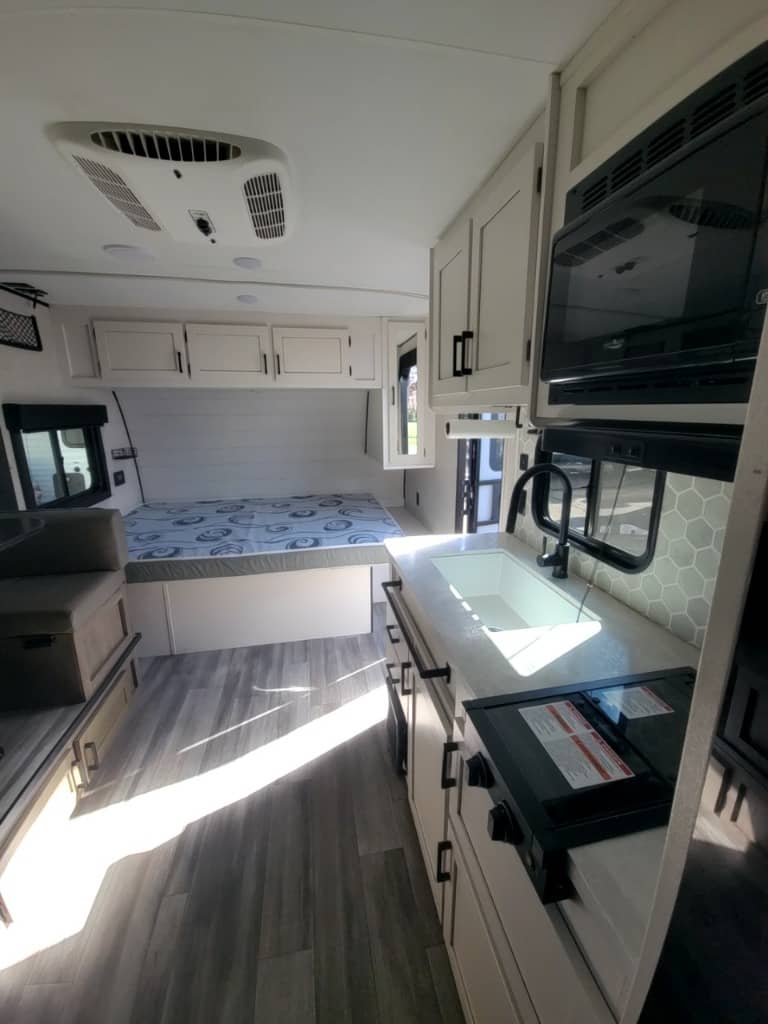 2024 Highland Ridge RV 2024 Highland Ridge RV Open Range - thumbnail 17